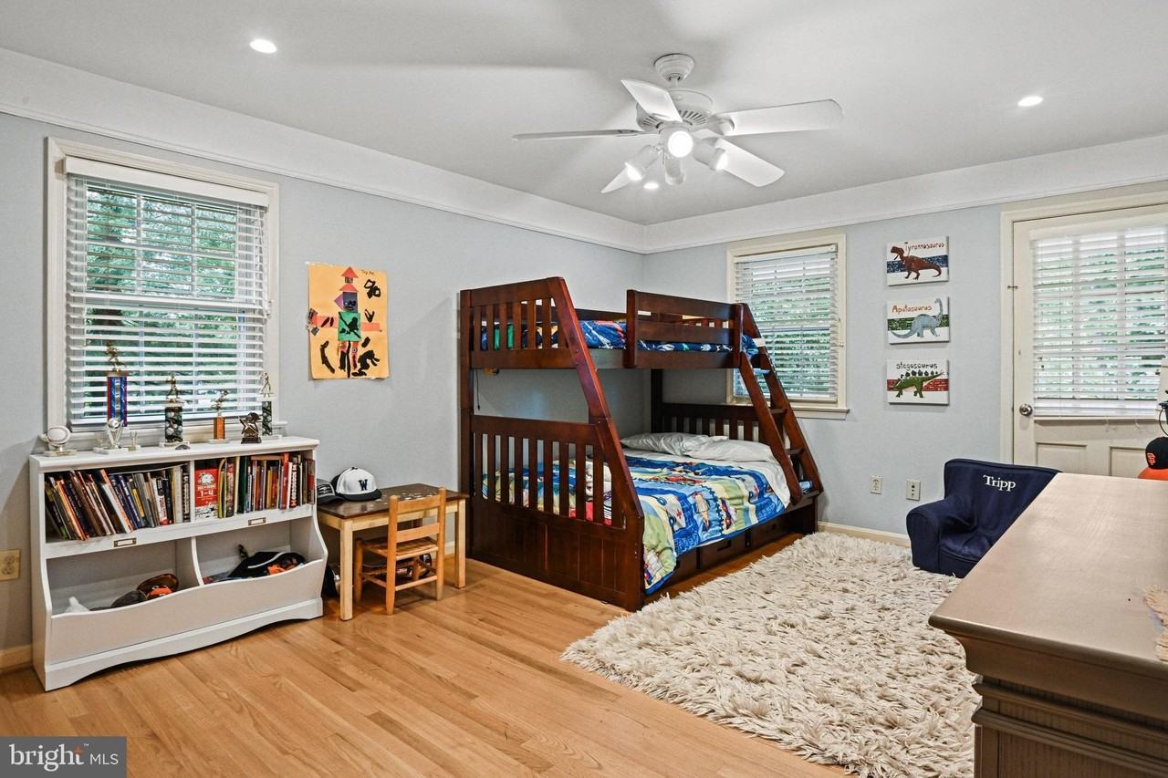 8633 Janet Lane - Photo 7 of 11