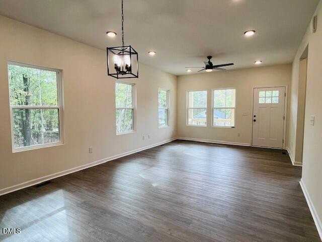 1707 Glenn Street - Photo 3 of 17