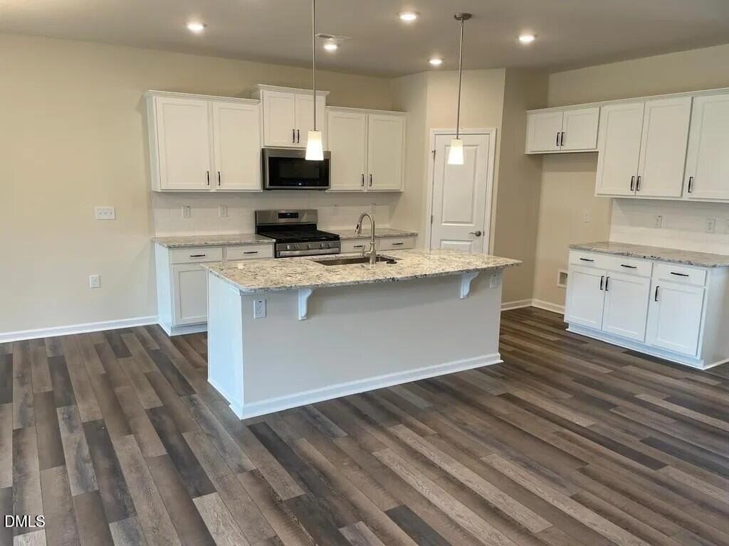 2179 Fox Chapel Pl - Photo 2 of 16