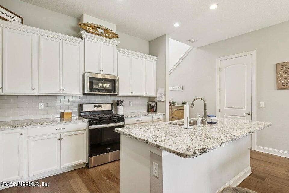 118 Carousel Dr - Photo 7 of 25