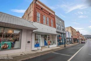 428 N Roane St - Photo 1 of 1