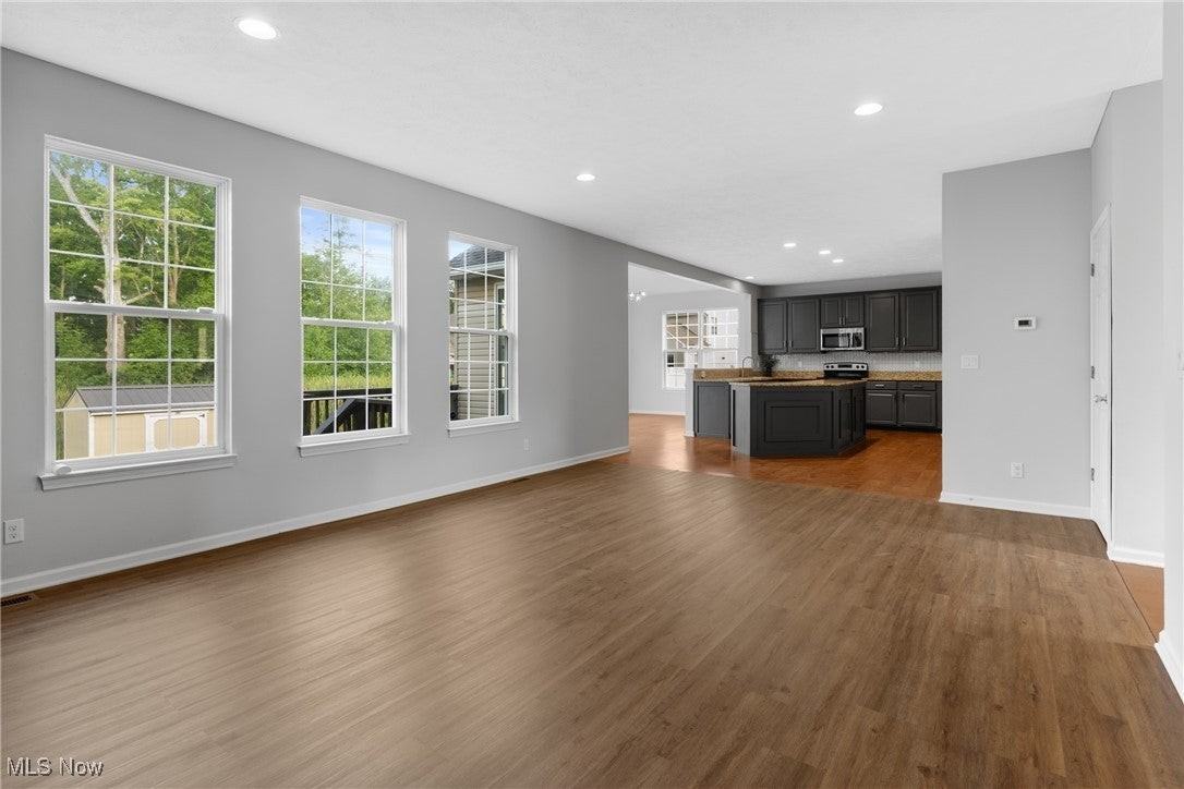 10400 Maryland Street - Photo 2 of 41