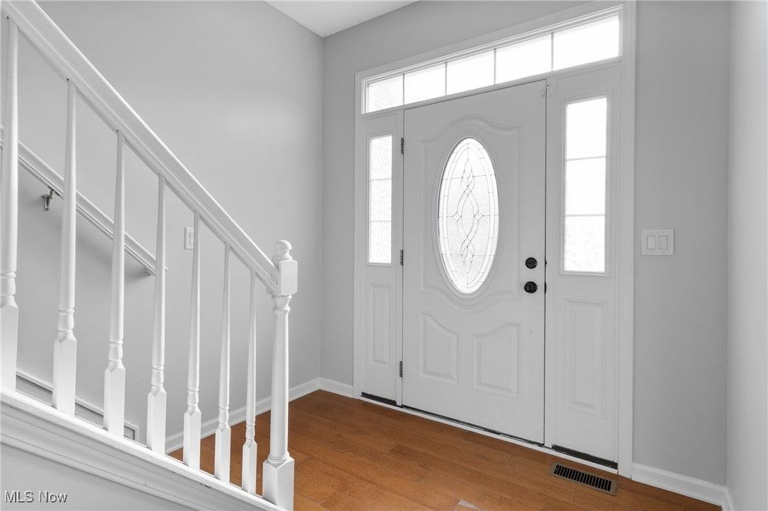 10400 Maryland Street - Photo 3 of 41