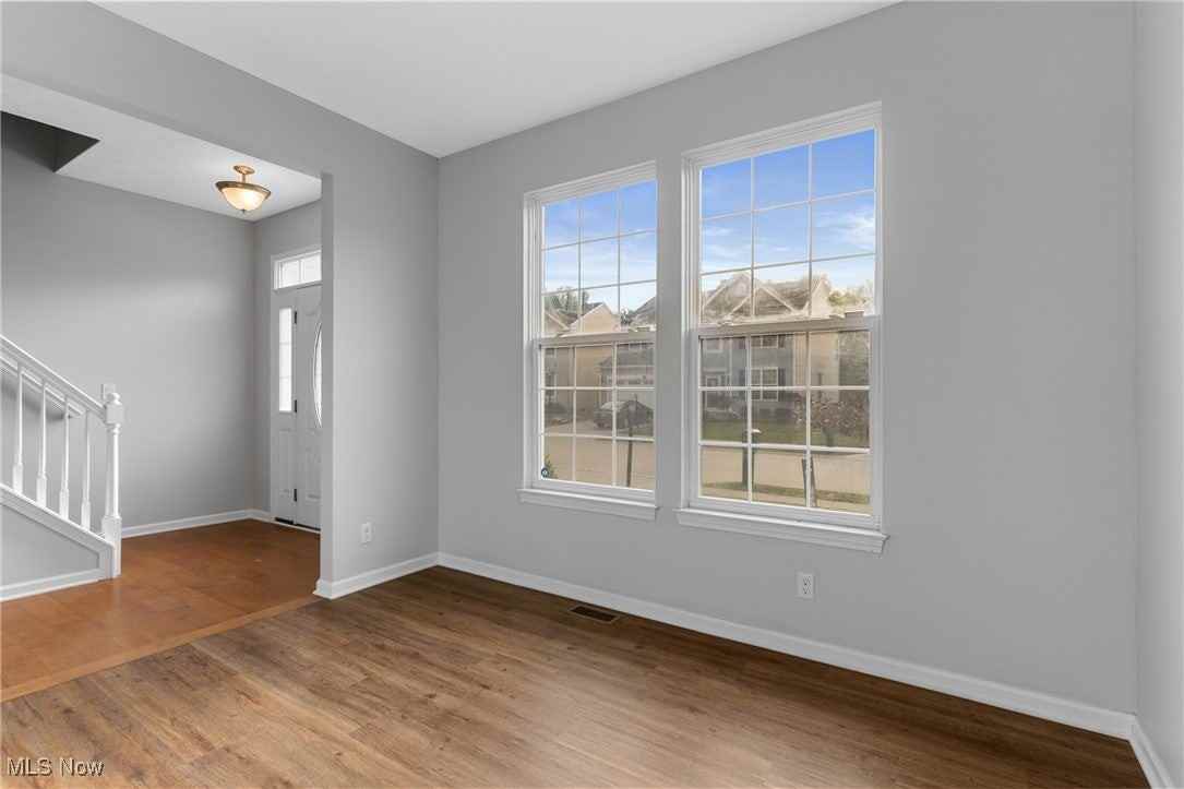 10400 Maryland Street - Photo 5 of 41