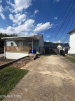 featured image of 702 Carlock Avenue