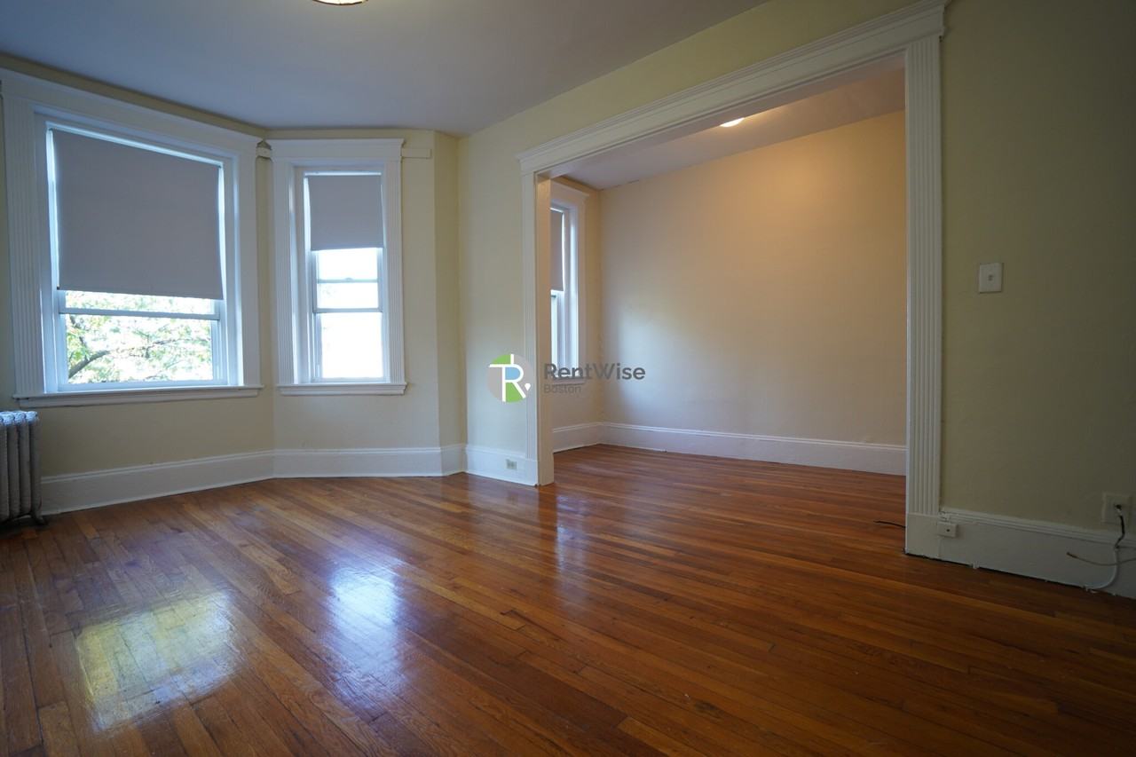 1334 Commonwealth Ave #35 - Photo 3 of 17