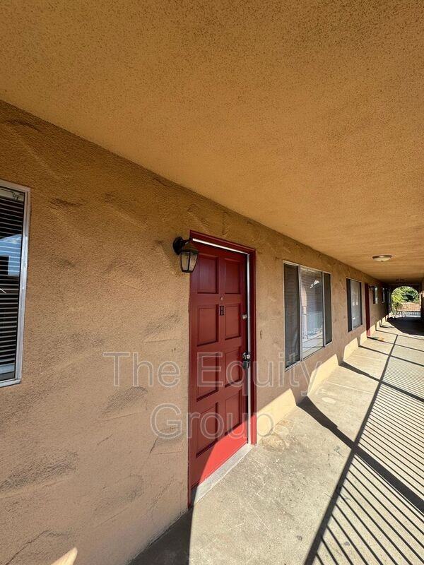 1320 W Vassar Ave #H - Photo 2 of 16