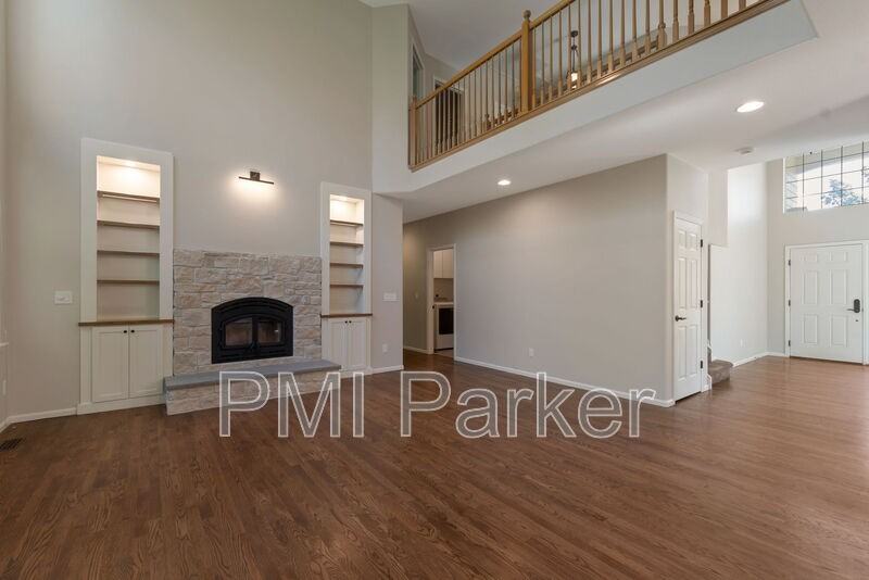 10285 Turquoise Ct - Photo 5 of 31