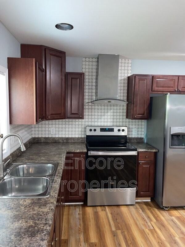 119 S 7th Ave - Photo 3 of 15