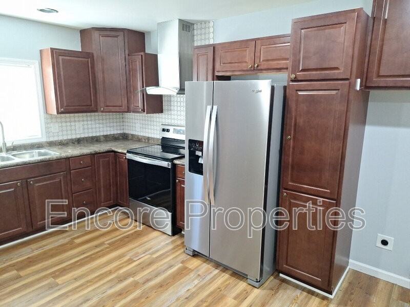 119 S 7th Ave - Photo 4 of 15