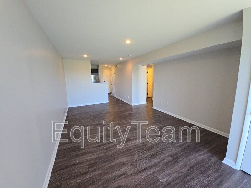 2600 Bushnell St #2 - Photo 5 of 20