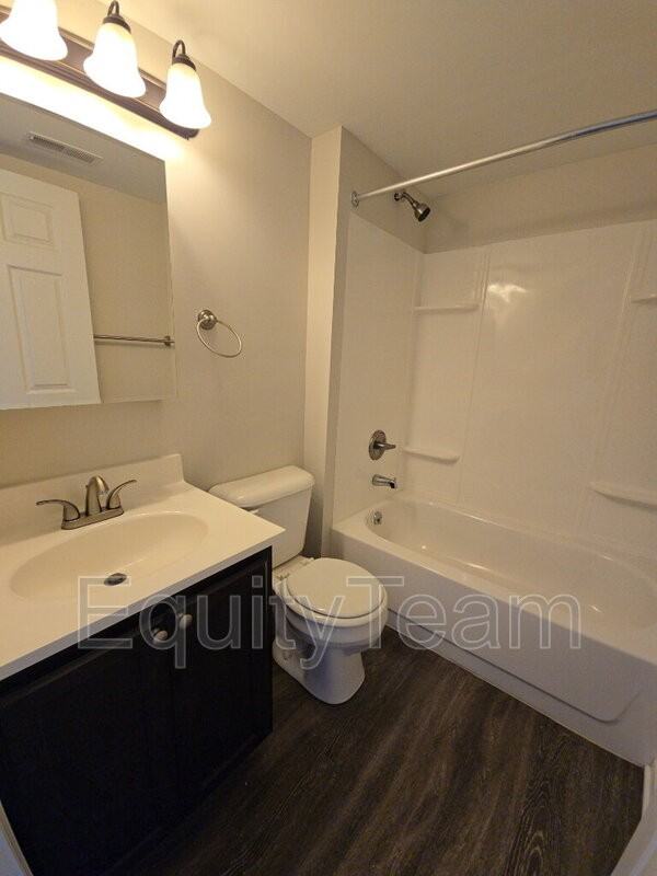 2600 Bushnell St #2 - Photo 7 of 20