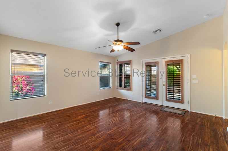 14237 W Aster Dr - Photo 5 of 24