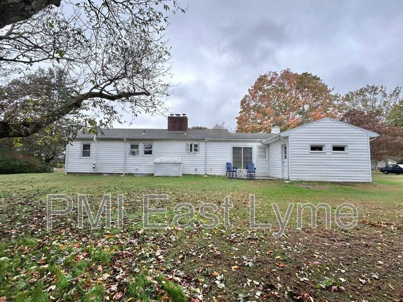 22 Whitewood St - Photo 3 of 22