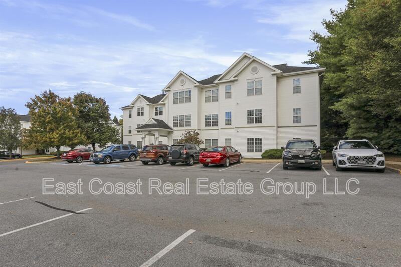 136 Wishing Star Ct #2C - Photo 2 of 19