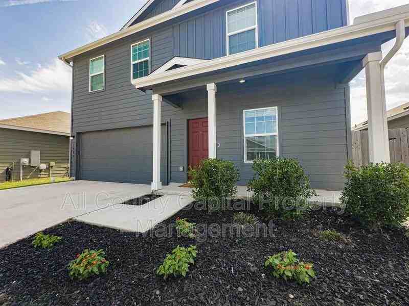 14007 Tordillo Dr - Photo 3 of 33