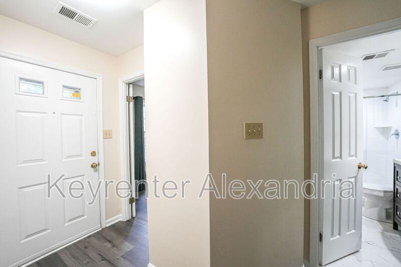 2134 Langston Blvd - Photo 5 of 50