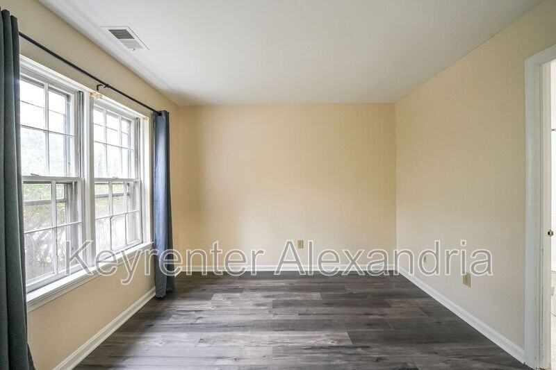 2134 Langston Blvd - Photo 7 of 50