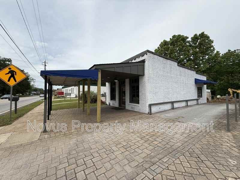 665 Main St - Photo 2 of 21