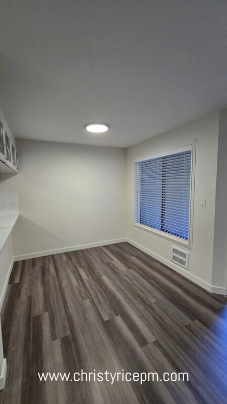 12515 Ne 116th St #B23 - Photo 7 of 17