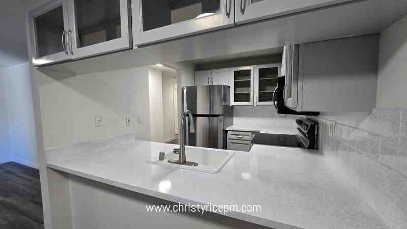 12515 Ne 116th St #B23 - Photo 6 of 17