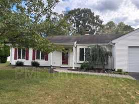 174 Stowe St - Photo 1 of 1