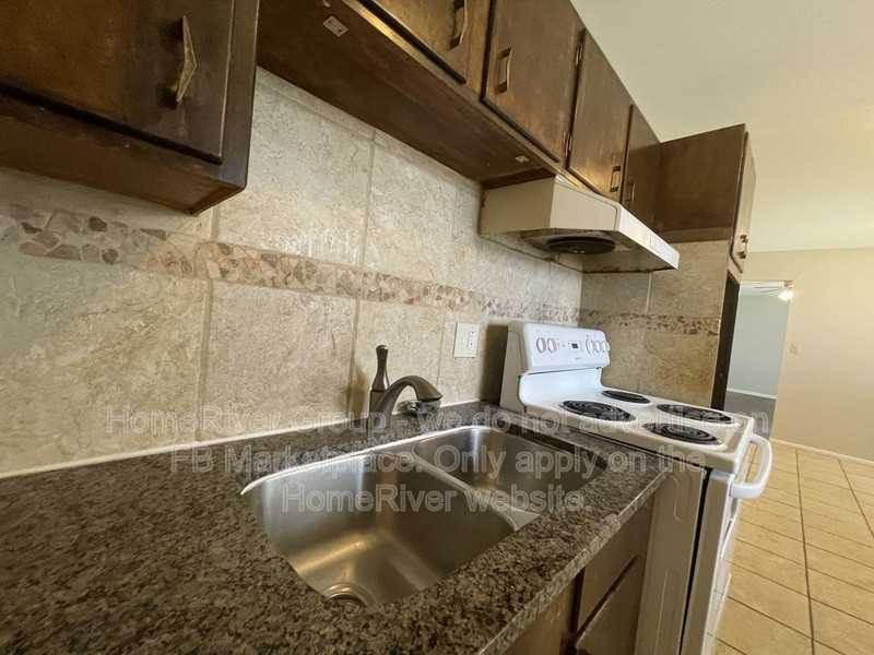 8803 Blue Ridge Blvd - Photo 6 of 26