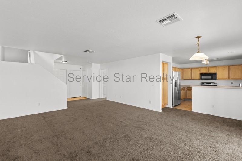 7784 N 55th Dr - Photo 7 of 28