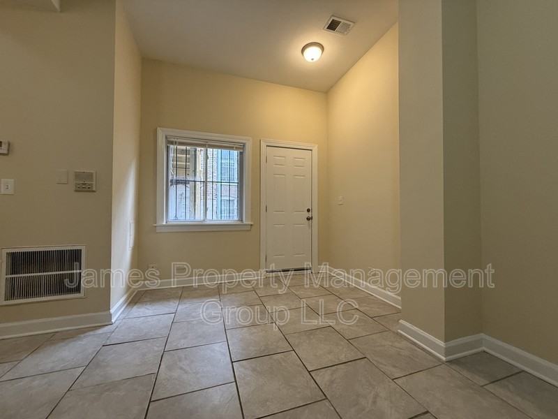 2213 W Washington Blvd - Photo 2 of 9