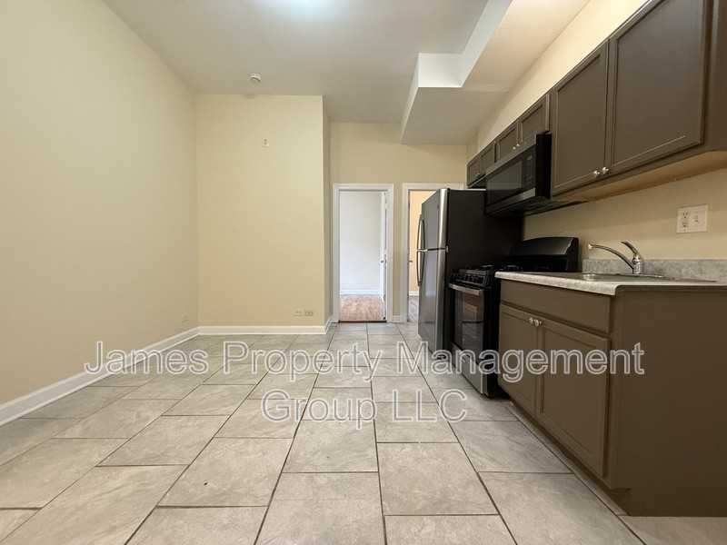 2213 W Washington Blvd - Photo 3 of 9