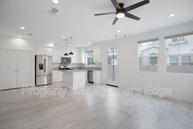 4104 Vela Way - Photo 4 of 20