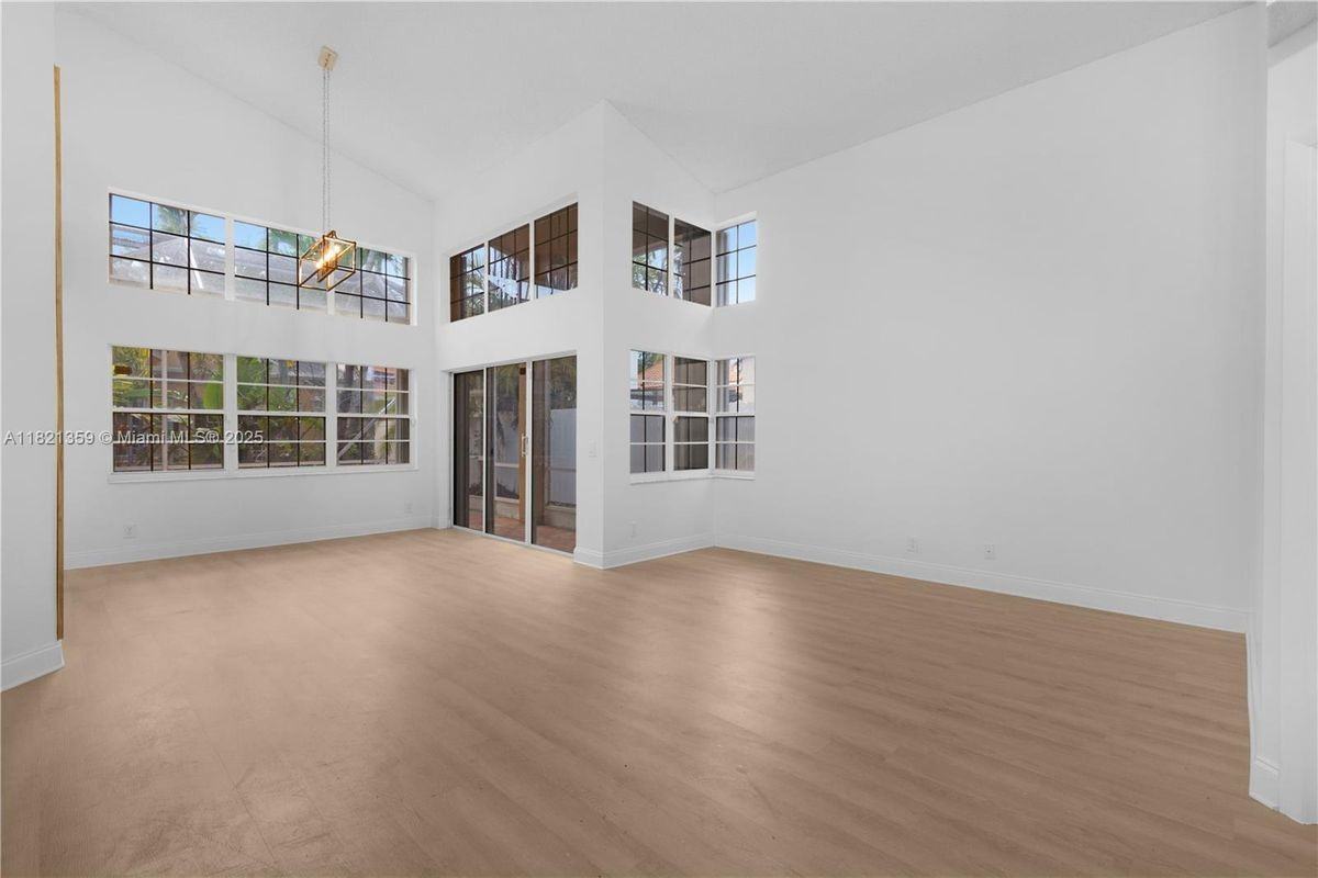 1525 Seabay Rd - Photo 2 of 16