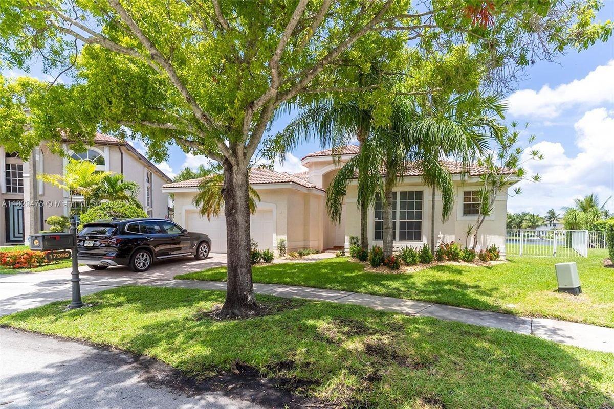 17999 Sw 35th St - Photo 2 of 11