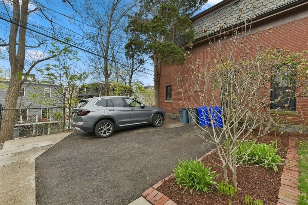 797 E Broadway - Photo 3 of 21