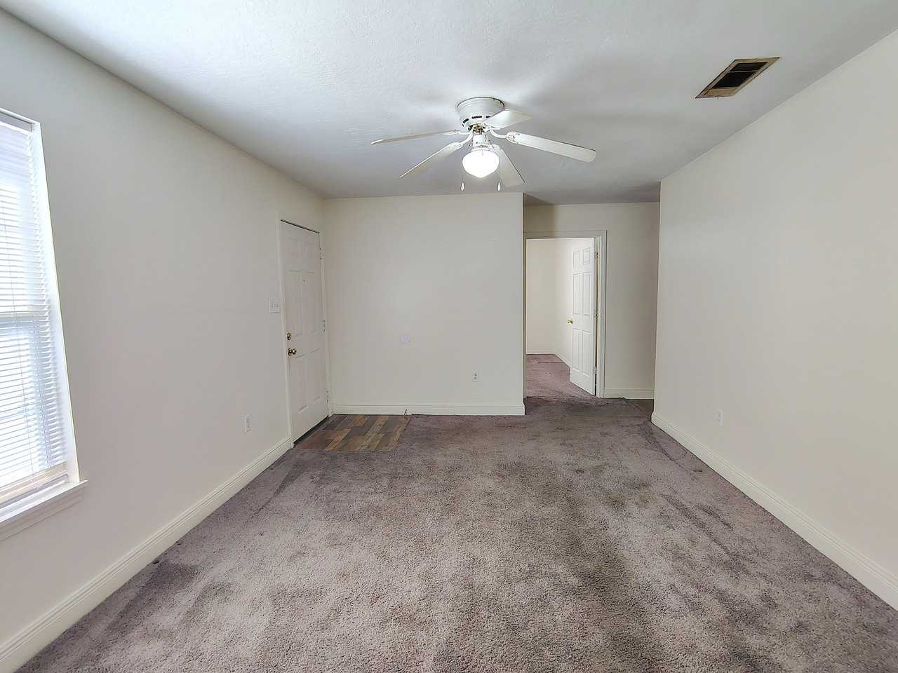 1699 Browns Bridge Rd #2 - Photo 4 of 32