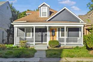 2224 N Kenwood Ave - Photo 1 of 1