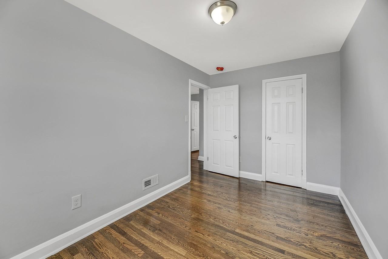 8339 Wyton Rd - Photo 7 of 9