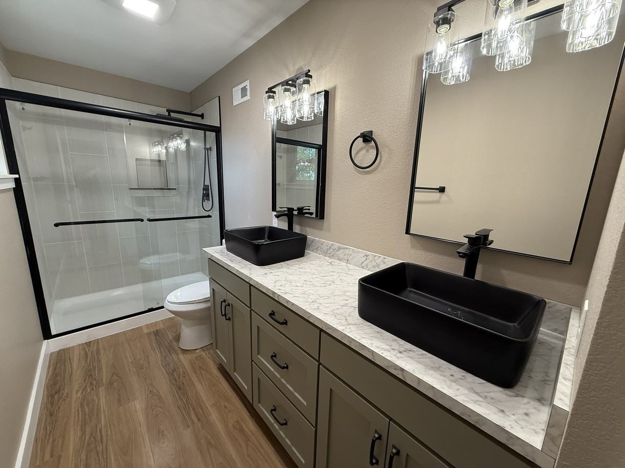 2319 Cooper Ave #201 - Photo 5 of 20