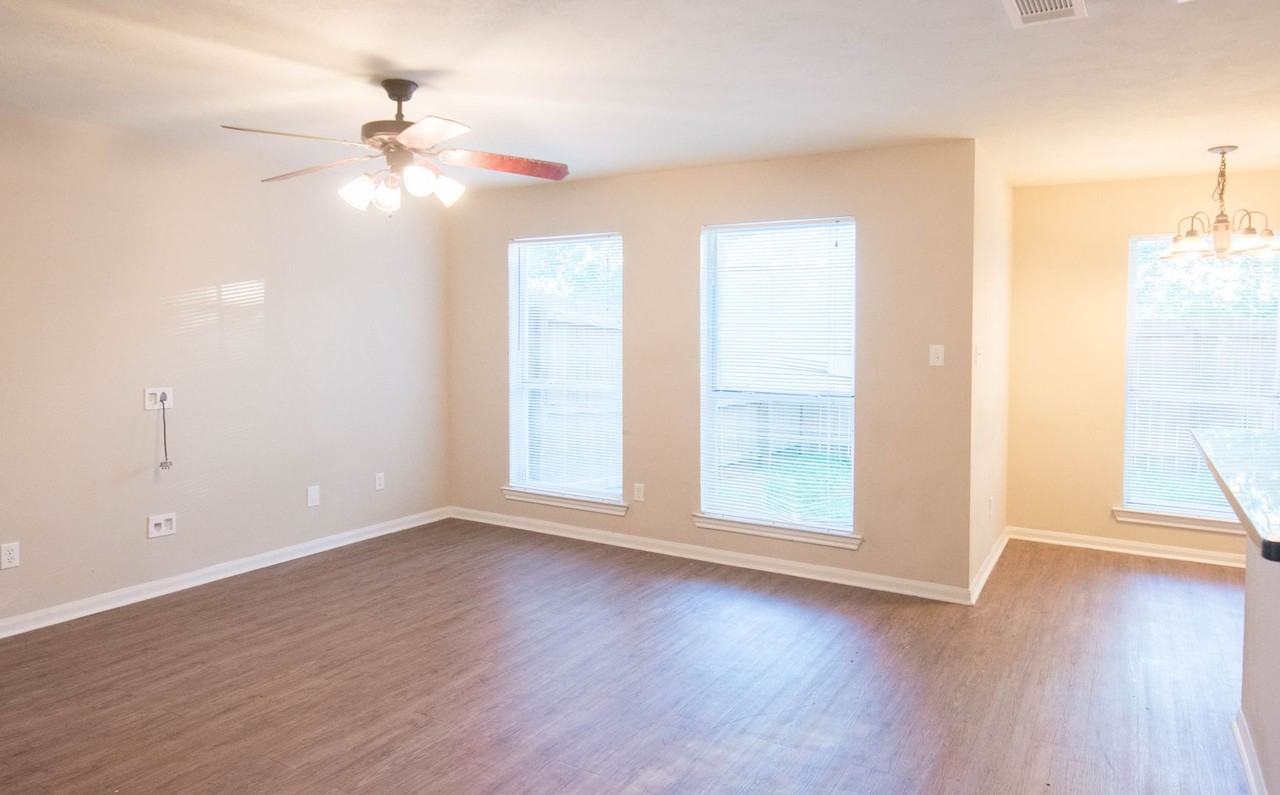 1214 Oney Hervey Dr - Photo 3 of 21