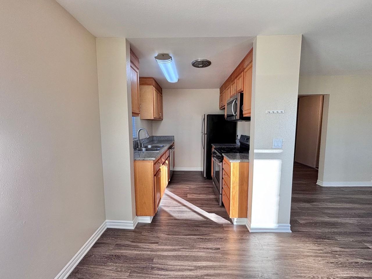 1800 N Alvarado St - Photo 5 of 19