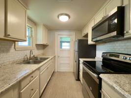 featured image of 419 N Richmond Ave