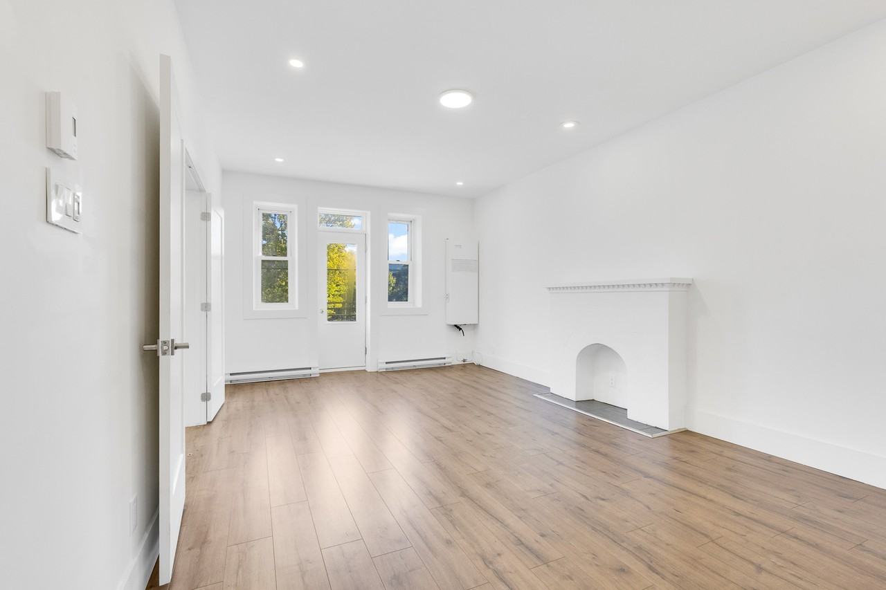 5235 Chemin de la Côte Saint Luc — photo 1
