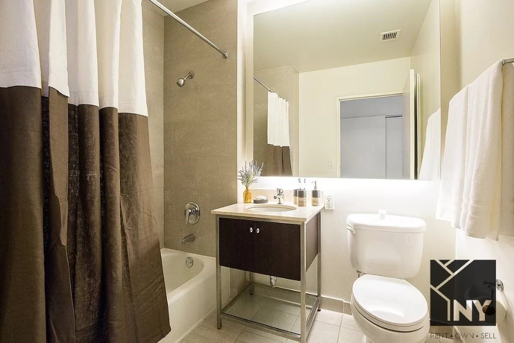 West St #12A - Photo 4 of 10