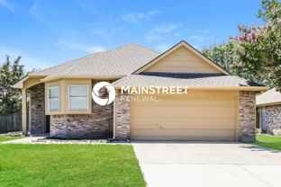 521 Redbud Dr - Photo 1 of 1