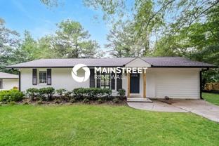 590 Oriole Dr Se - Photo 1 of 1