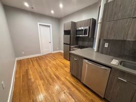 featured image of 137 E 110th St #1RE