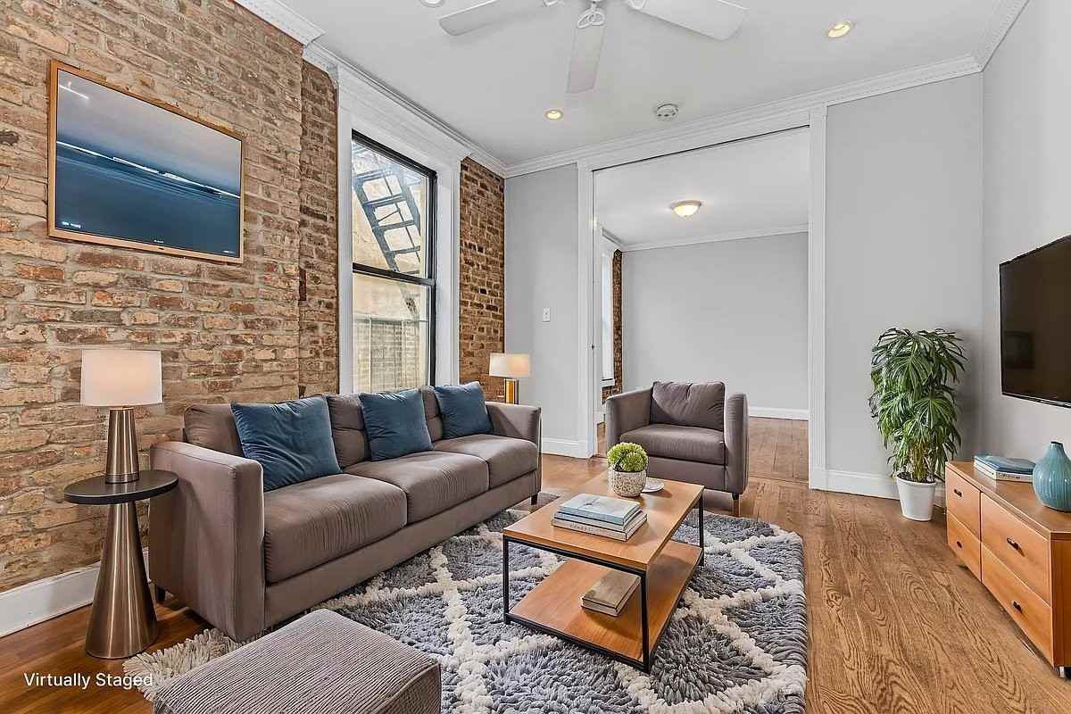 350 W 21st St #1 - Photo 2 of 5