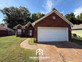 2815 Juanita Cir W - Photo 1 of 1