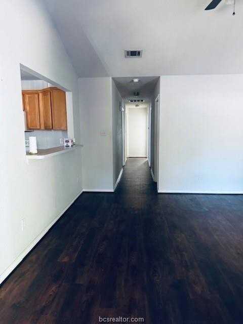 3709 Oldenburg Ln - Photo 3 of 21