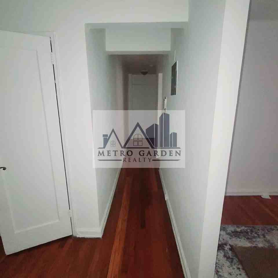 67-12 Yellowstone Blvd #B9 - Photo 5 of 19